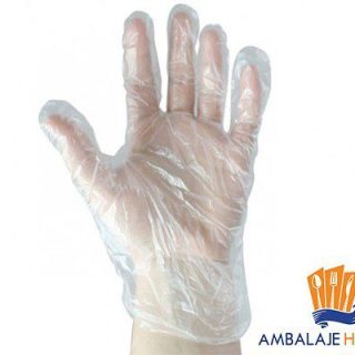 Manusi din plastic de unica folosinta